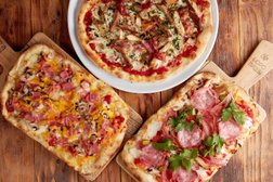 Служба доставки Бюро пиццы, с рейтингом 4.5 - находится по адресу Москва, Малая Юшуньская улица, 1к1 