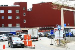 Торгово-развлекательный центр Омега, с рейтингом 3.2 - находится по адресу Екатеринбург, проспект Космонавтов, 41 