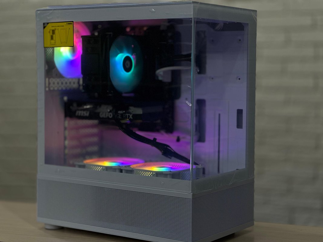 Everest Computers