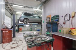 Автосервис и автомагазин Фарева, с рейтингом 4.7 - находится по адресу Екатеринбург, Базовый переулок, 22 