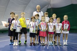 Теннисно-спортивная школа Чемпион, с рейтингом 4.4 - находится по адресу Москва, улица Новая Дорога, 11 ст3 