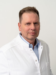 Онколог, хирург Антон Александрович Иванов