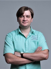 Стоматолог, стоматолог-ортопед Василий Игоревич Корозин