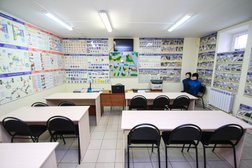 Автошкола Автокласс, с рейтингом 3.9 - находится по адресу Ярославль, улица Труфанова, 28 