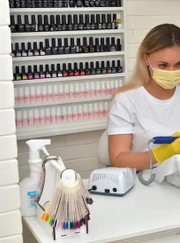 Подолог, мастер ногтевого сервиса Юлия