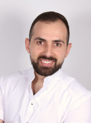 Пародонтолог, гигиенист стоматологический Анастас Юрьевич Кубус