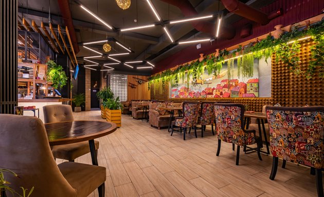 Fohisha qiyofasiga ega fohisha Yuqori aniqlikdagi porno komikslar