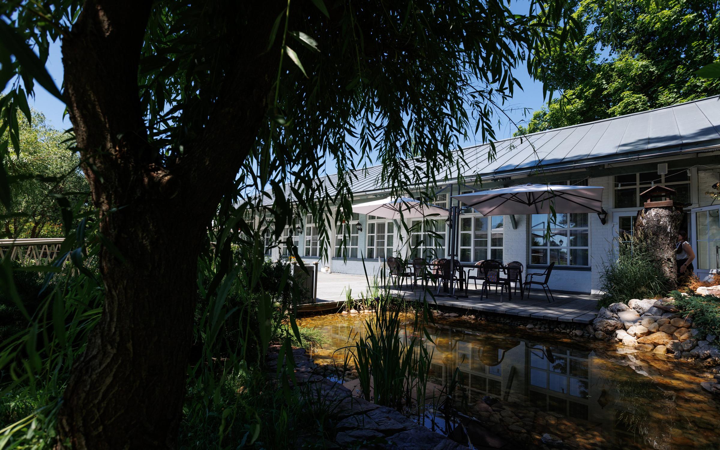 "4 Сезона", парк-отель по адресу деревня Васильевское, 16г 📍 отзывы ...