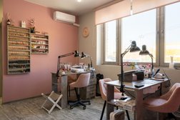 Студия красоты Kabanova Artstyle, с рейтингом 4.9 - находится по адресу Москва, улица Полины Осипенко, 2к3 