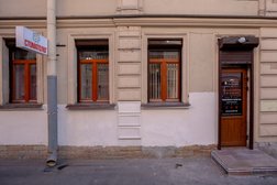 Центр имплантации и стоматологии Красивые зубки, с рейтингом 4.2 - находится по адресу Санкт-Петербург, улица Достоевского, 2 