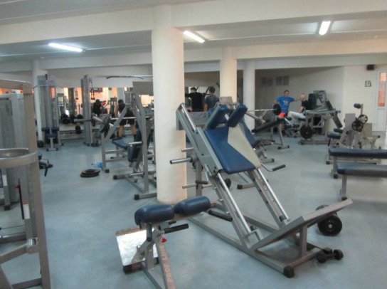 Империя фитнеса цена. Фитнес Империя. Тренажерный зал на Чкаловской. Фитнес клуб Маршала Жукова дом 4. Империя фитнеса ТЭРМ.