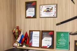Центр детейлинга, полировки и антигравийной защиты автомобиля Люксар, с рейтингом 3.8 - находится по адресу Саратов, им. Зарубина В.С. улица, 170 