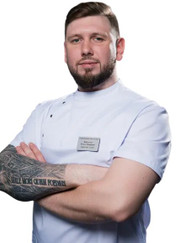 Имплантолог, стоматолог Эмиль Айдарович Файзуллин