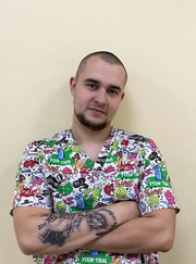 Ветеринарный врач-терапевт, ветеринар Максим Николаевич Чернов