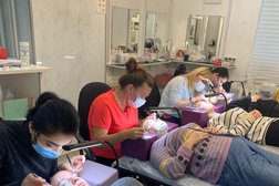 Lash Profi School, с рейтингом 4.8 - находится по адресу Москва, Костомаровский переулок, 3с12 