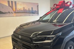 Toyota центр Автомир, с рейтингом 4.5 - находится по адресу Челябинск, Черкасская улица, 19 