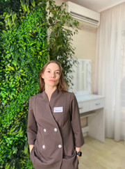 Косметолог, мастер по пирсингу Инесса Кудрявцева