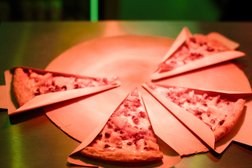 Служба доставки Додо Пицца, с рейтингом 4.2 - находится по адресу Ханты-Мансийский автономный округ, Сургут, проспект Мира, 5 