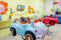 Детская парикмахерская Sunny Tale, с рейтингом 4.1 - находится по адресу Республика Татарстан, Набережные Челны, 18-й комплекс, 38а 