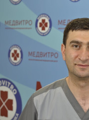 Акушер, акушер-гинеколог Эдуард Кароевич Мнацаканян