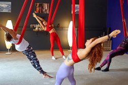 Студия йоги и массажа Garuda Yoga, с рейтингом 4 - находится по адресу Краснодарский край, пгт Сириус, Морской бульвар, 1 