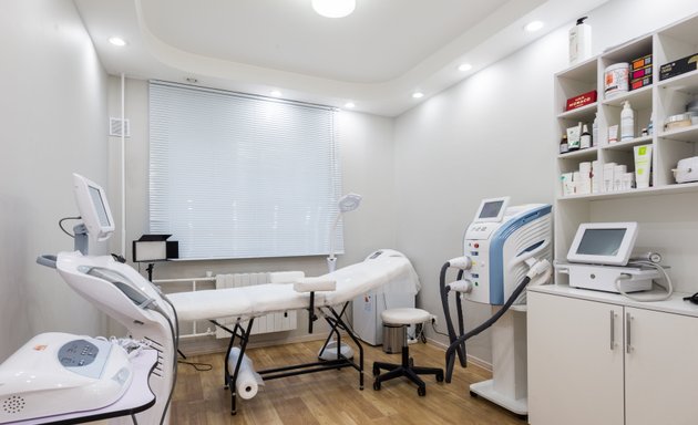 осмотр у врача nude 