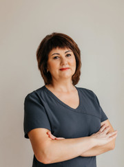 Стоматолог, стоматолог-терапевт Анна Михайловна Лудкова