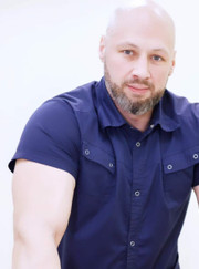 Массажист Иван Викторович Кононов