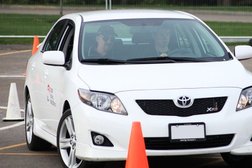 Автошкола Алматы Моторс, с рейтингом 3 - находится по адресу Алматы, Достык проспект, 91/1 