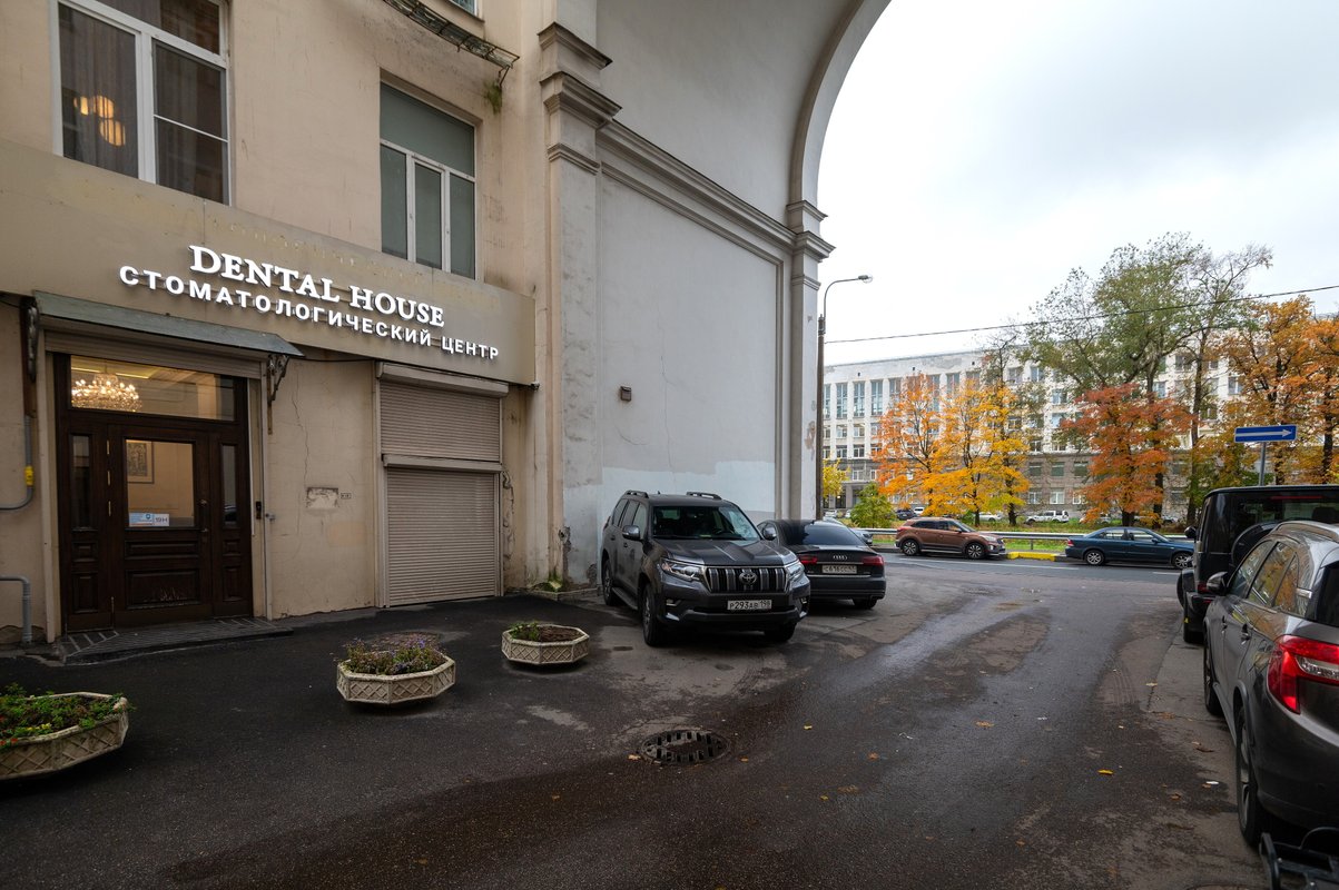 фотография Стоматологической клиники Dental House на метро Чёрная речка