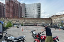 Автошкола Чайка с 1976, с рейтингом 4.8 - находится по адресу Москва, Калашный переулок, 10с2 