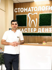 Стоматолог, имплантолог Расим Гаджиевич Ахмедов