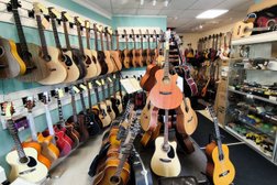 Музыкальный магазин-мастерская 3-Аккорда, с рейтингом 4.7 - находится по адресу Москва, Новокуркинское шоссе, 51 