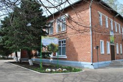 Социально-реабилитационный центр для несовершеннолетних Новокубанский СРЦН, с рейтингом 4 - находится по адресу Краснодарский край, х. Марьинский, Мира, 19 