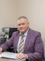 Адвокат, юрист Сергей Васильевич Сухих