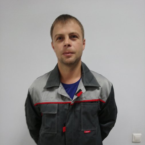 Максим Тихомиров