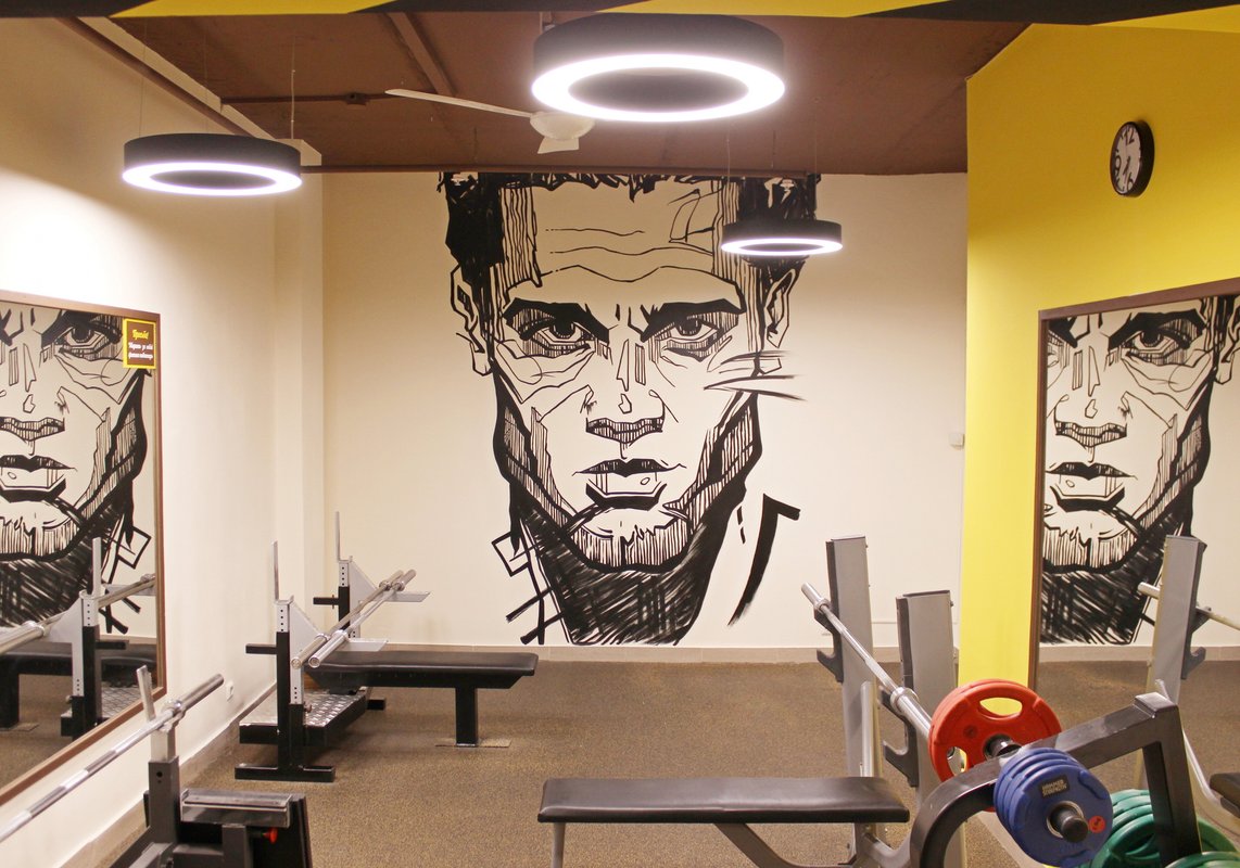 Фитнес клуб юджин вологда. Юджин Вологда. Фитнес клуб Юджин. ФЦ Юджин Вологда. Юджин Вологда сайклы.