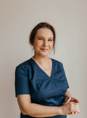 Стоматолог, стоматолог-терапевт Елена Александровна Тихоновская