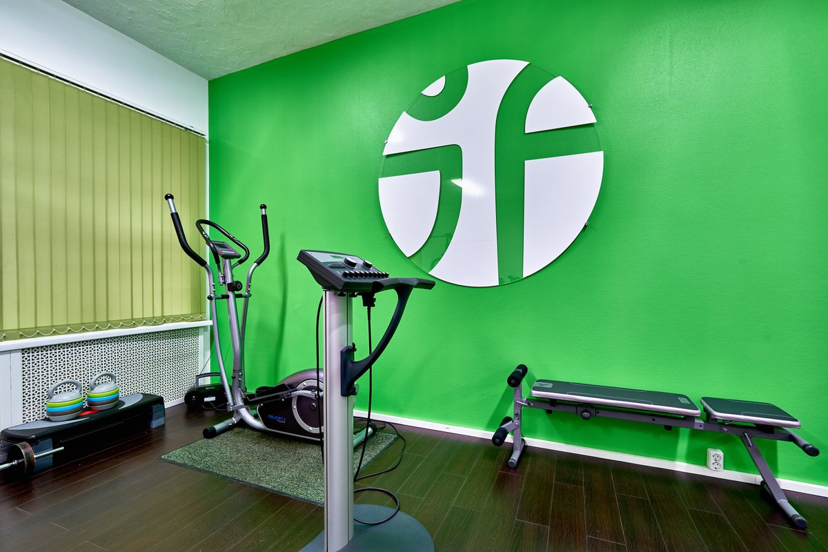 фотография Студии EMS-тренировок JustFit Exclusive Club на метро Новослободская