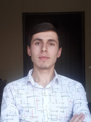 Маркетолог, веб-дизайнер Сухроб Абдукаримович Ходжаматов