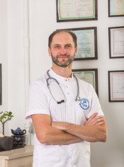 Лазеротерапевт, аллерголог Сергей Георгиевич Лифанов