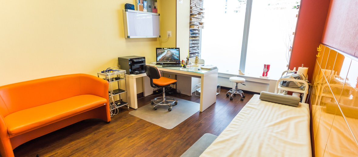 Центр суставов люберцы. Центр лечения позвоночника в люберцах на волковской улице. Коктебельская 6 поликлиника. Центр лечения позвоночника и суставов волковская ул 5 люберцы фото. Медцентр спина москва.