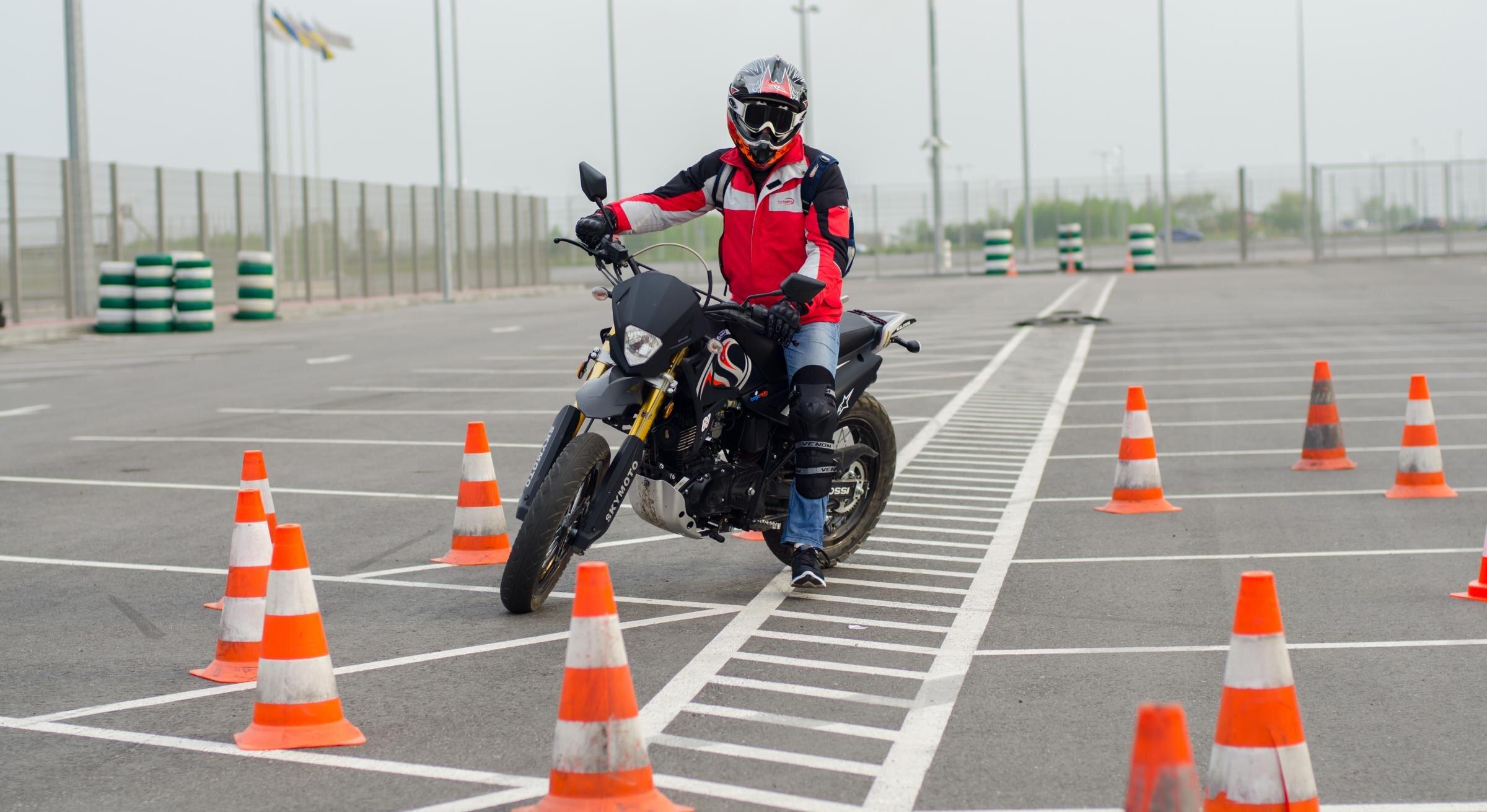 Обучение вождению на suzuki