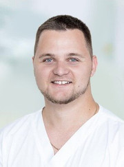 Имплантолог, стоматолог-хирург Артем Юрьевич Черкасов