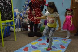 Игровая комната Kinder LAND, с рейтингом 4.5 - находится по адресу Челябинск, улица Энтузиастов, 11В 