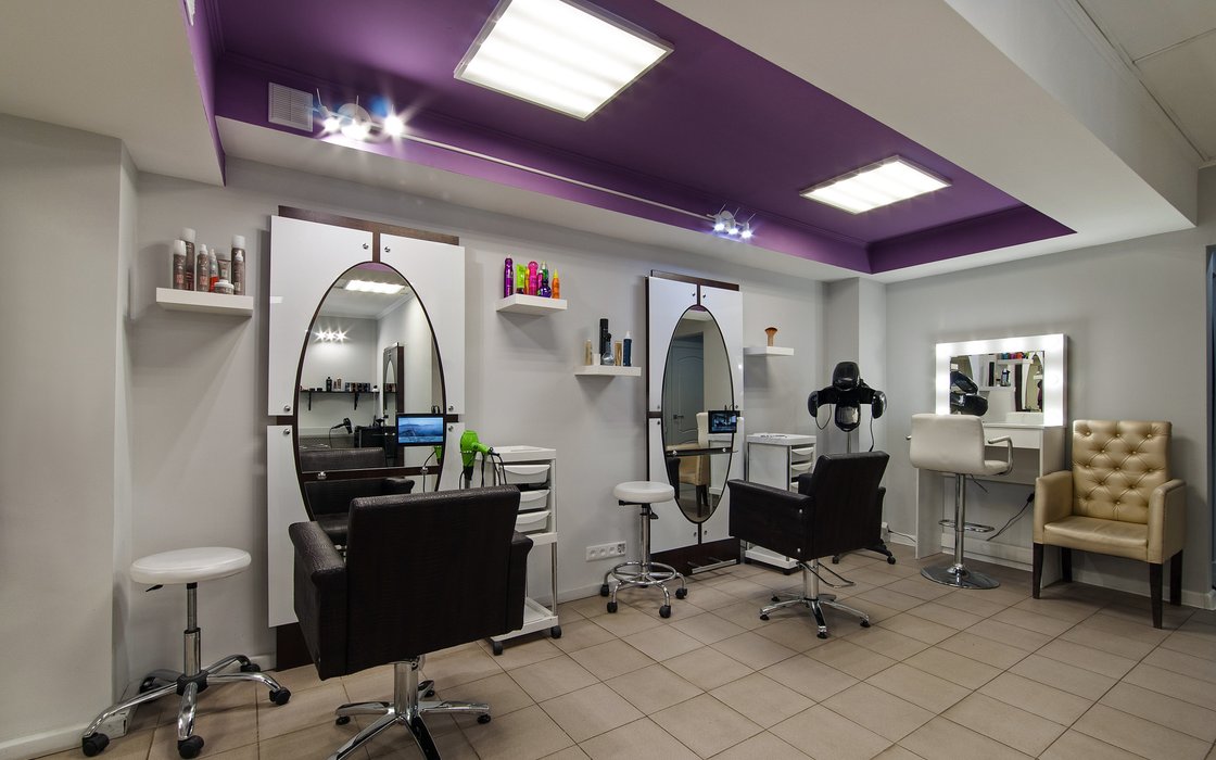 salon krasoty dejneris na flotskoj