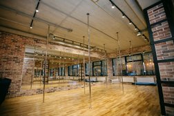 Студия пилонного спорта, танца и растяжки Миг Pole Dance, с рейтингом 4 - находится по адресу Санкт-Петербург, проспект Обуховской Обороны, 271 