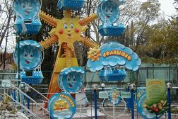 Парк культуры и отдыха Ривьера, с рейтингом 3.6 - находится по адресу Сочи, улица Егорова, 1/15 