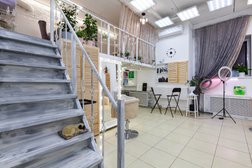 Мастерская волос Omhair, с рейтингом 4.8 - находится по адресу Московская область, Домодедово, микрорайон Западный, Лунная улица, 13 