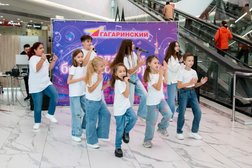 Творческий центр Smart Art, с рейтингом 5 - находится по адресу Москва, Ломоносовский проспект, 18 